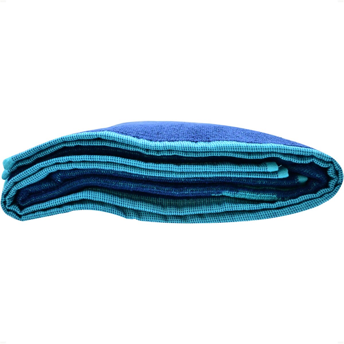 Taoru Big Towel Blue: Folded